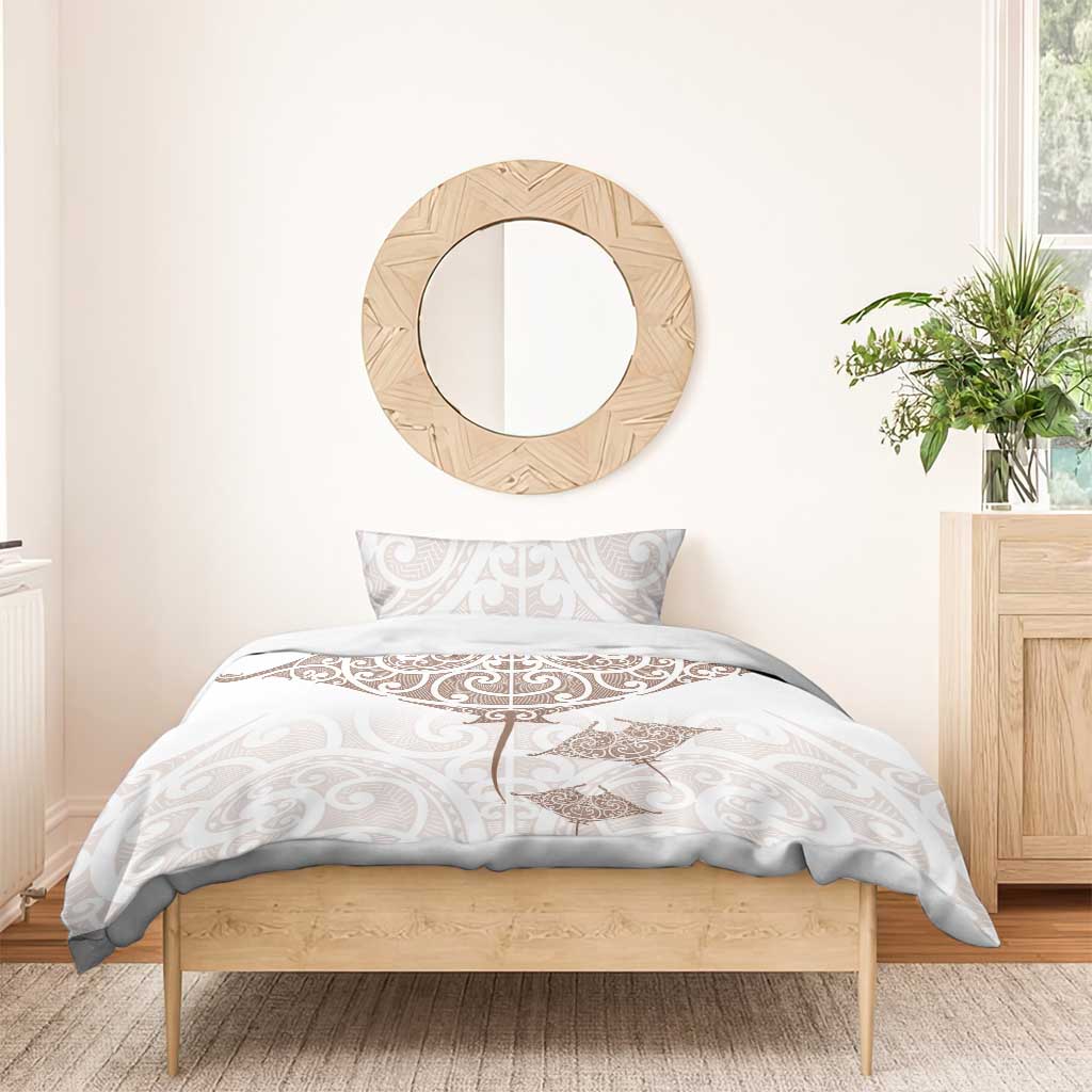 New Zealand Manta Ray Tattoo Bedding Set Aotearoa Maori Haehae Beige - Aussie Hoodie
