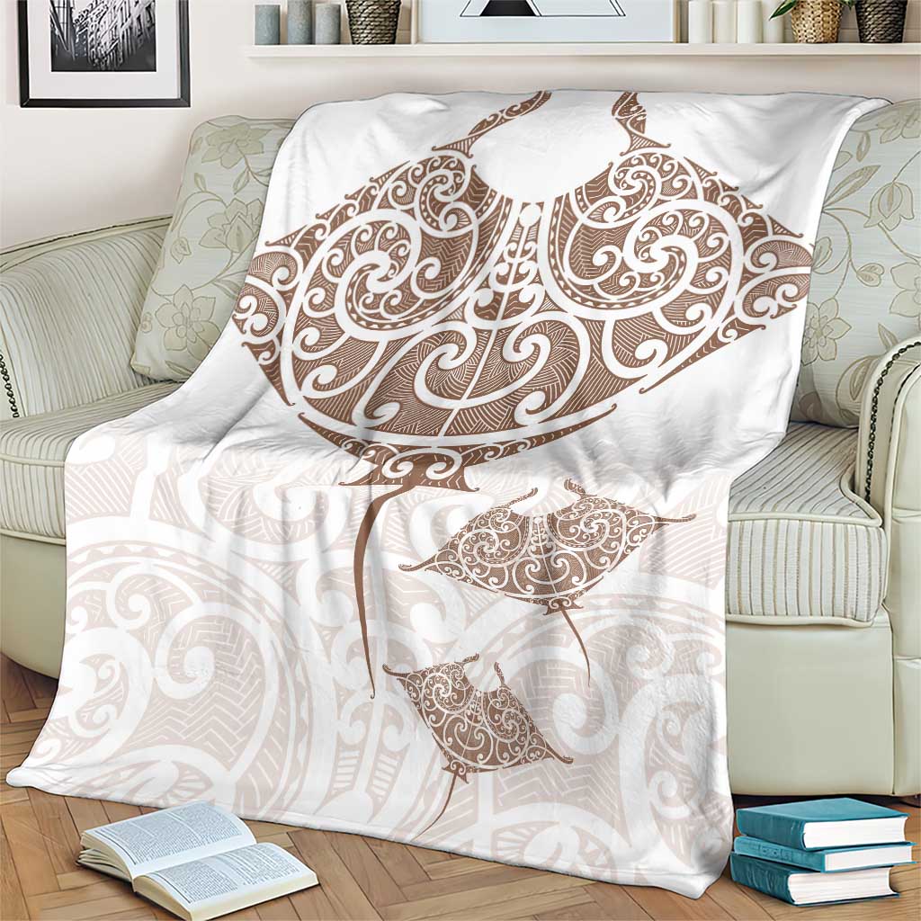 New Zealand Manta Ray Tattoo Blanket Aotearoa Maori Haehae Beige - Aussie Hoodie