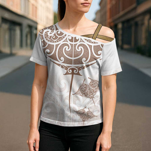 New Zealand Manta Ray Tattoo Cross Shoulder Shirt Aotearoa Maori Haehae Beige - Aussie Hoodie