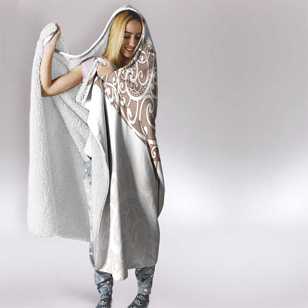 New Zealand Manta Ray Tattoo Hooded Blanket Aotearoa Maori Haehae Beige - Aussie Hoodie