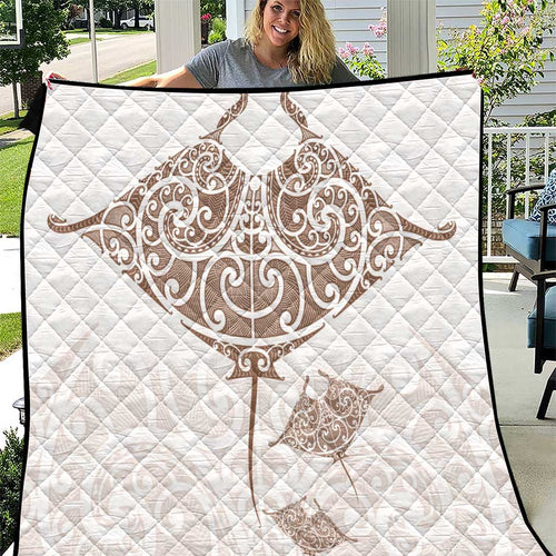 New Zealand Manta Ray Tattoo Quilt Aotearoa Maori Haehae Beige - Aussie Hoodie