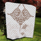New Zealand Manta Ray Tattoo Quilt Aotearoa Maori Haehae Beige - Aussie Hoodie