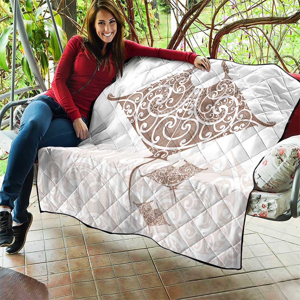 New Zealand Manta Ray Tattoo Quilt Aotearoa Maori Haehae Beige - Aussie Hoodie