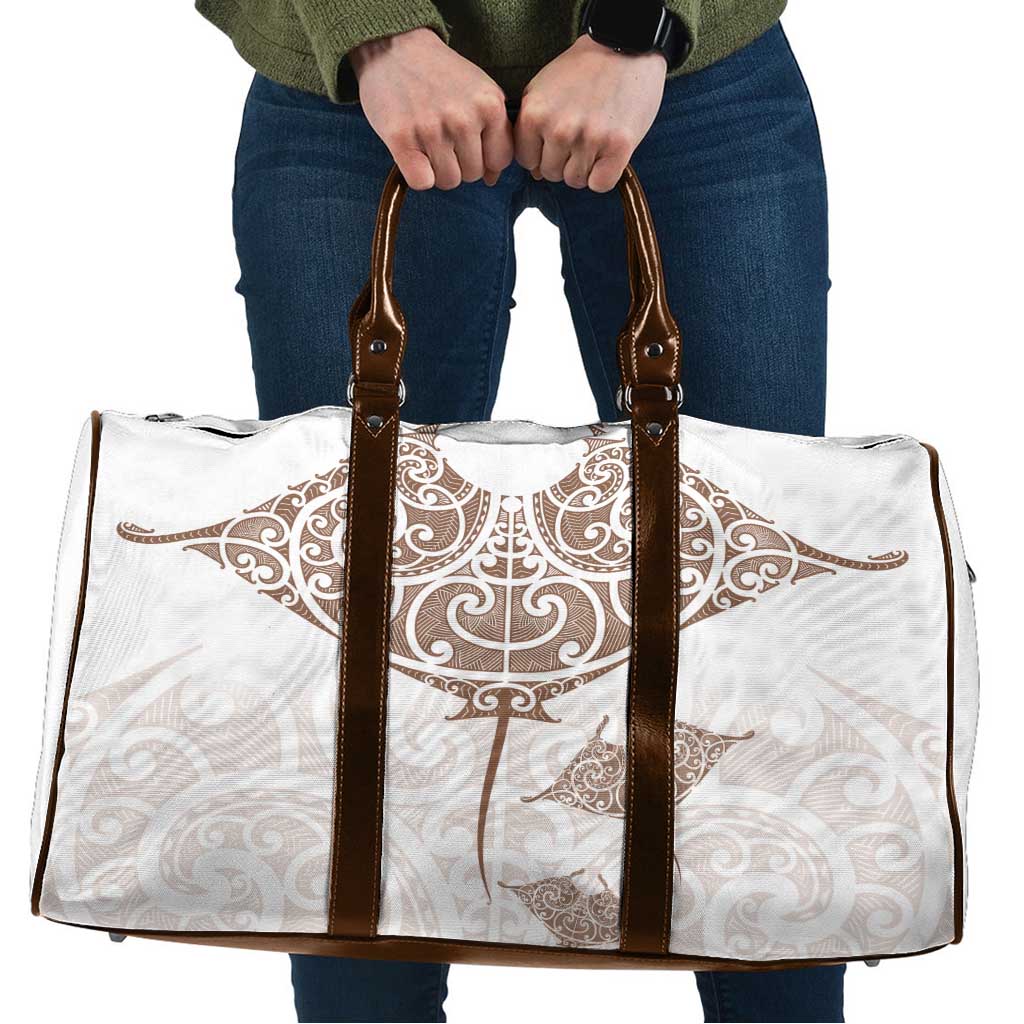 New Zealand Manta Ray Tattoo Travel Bag Aotearoa Maori Haehae Beige - Aussie Hoodie