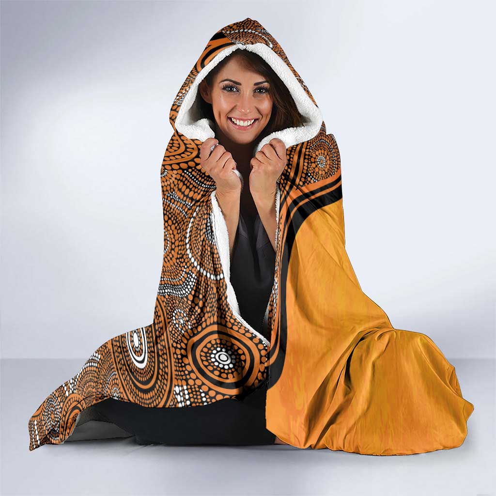 Custom Perth Scorchers Hooded Blanket Indigenous Art - Grunge Style