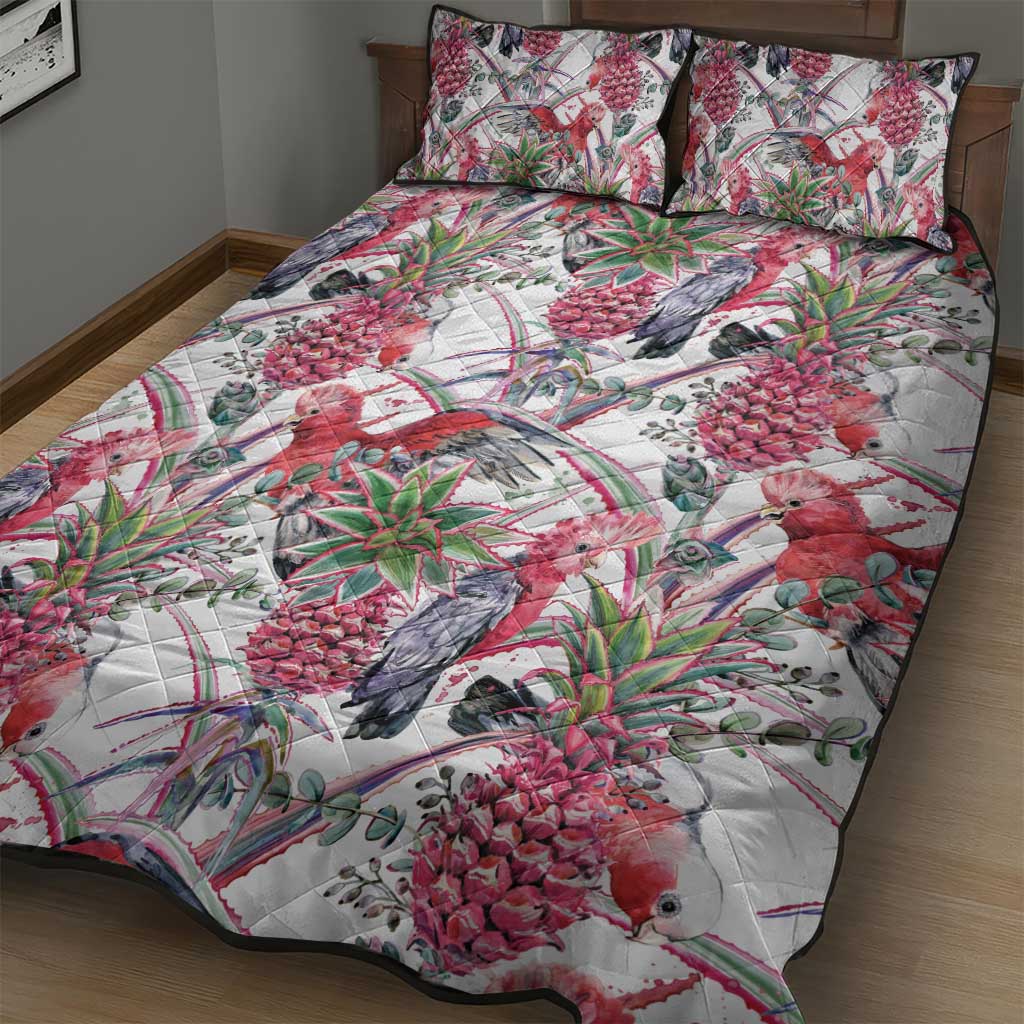 Australia Pink Galah Quilt Bed Set Rose-breasted Cockatoo Pineapple Seamless Vibes - Aussie Hoodie