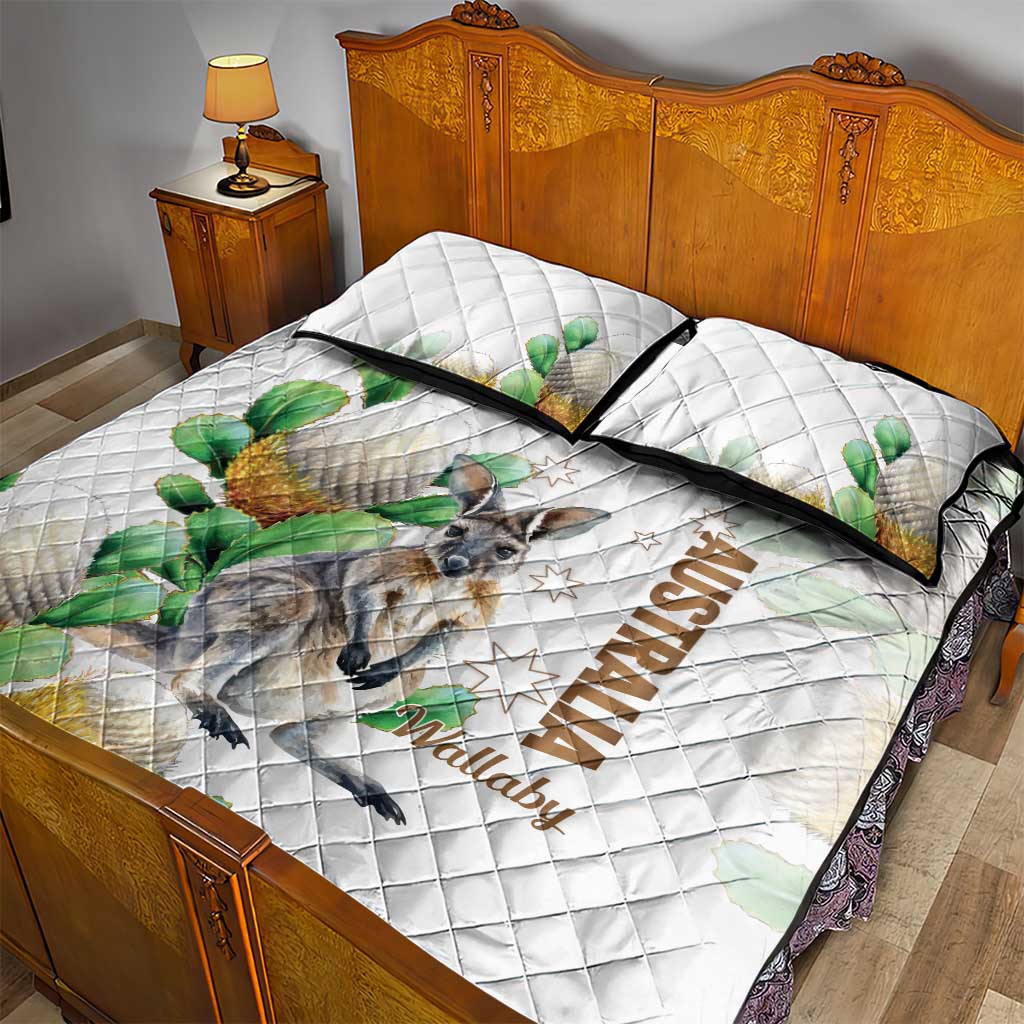 Australia Wallaby Quilt Bed Set Yellow Banksia Watercolor Style - Aussie Hoodie