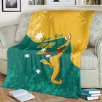 Personalised Boxing Kangaroo Blanket Aussie Oi Oi Oi Sporty National Color - Aussie Hoodie