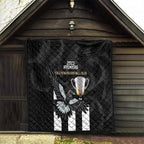 afl-collingwood-quilt-magpies-premiers-2023-with-trophy-proud