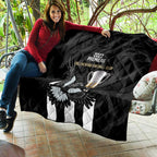 afl-collingwood-quilt-magpies-premiers-2023-with-trophy-proud