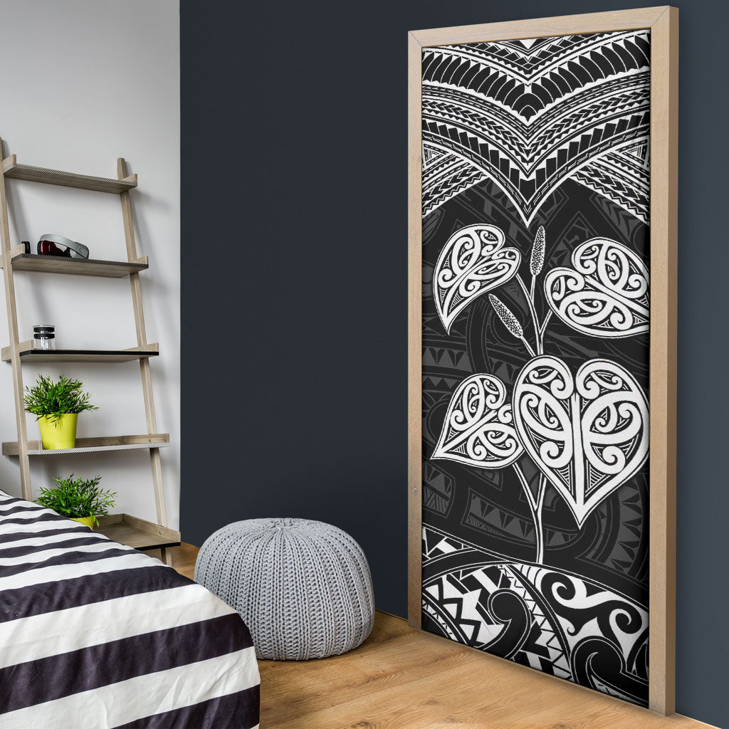 Black New Zealand Kawakawa Maori Ngaru Door Cover