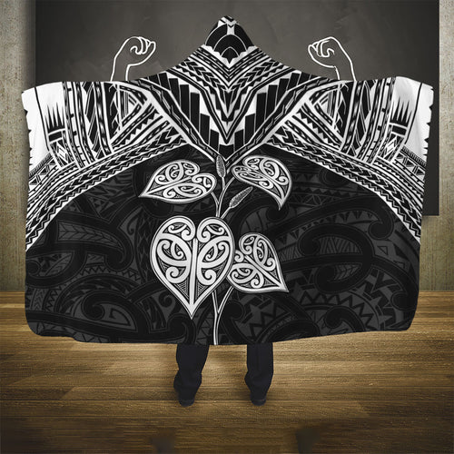 Black New Zealand Kawakawa Maori Ngaru Hooded Blanket