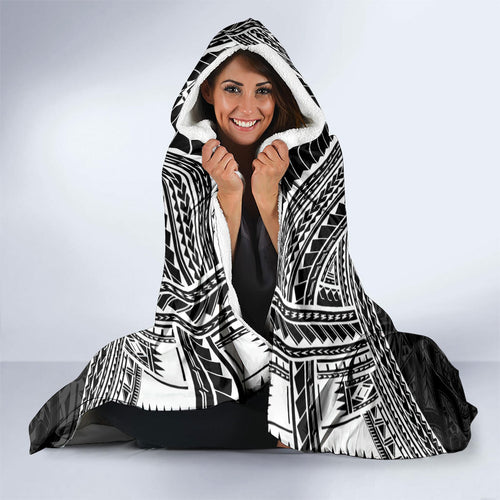 Black New Zealand Kawakawa Maori Ngaru Hooded Blanket
