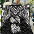 Black New Zealand Kawakawa Maori Ngaru Quilt