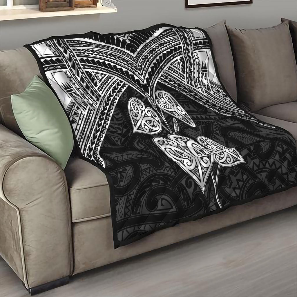 Black New Zealand Kawakawa Maori Ngaru Quilt