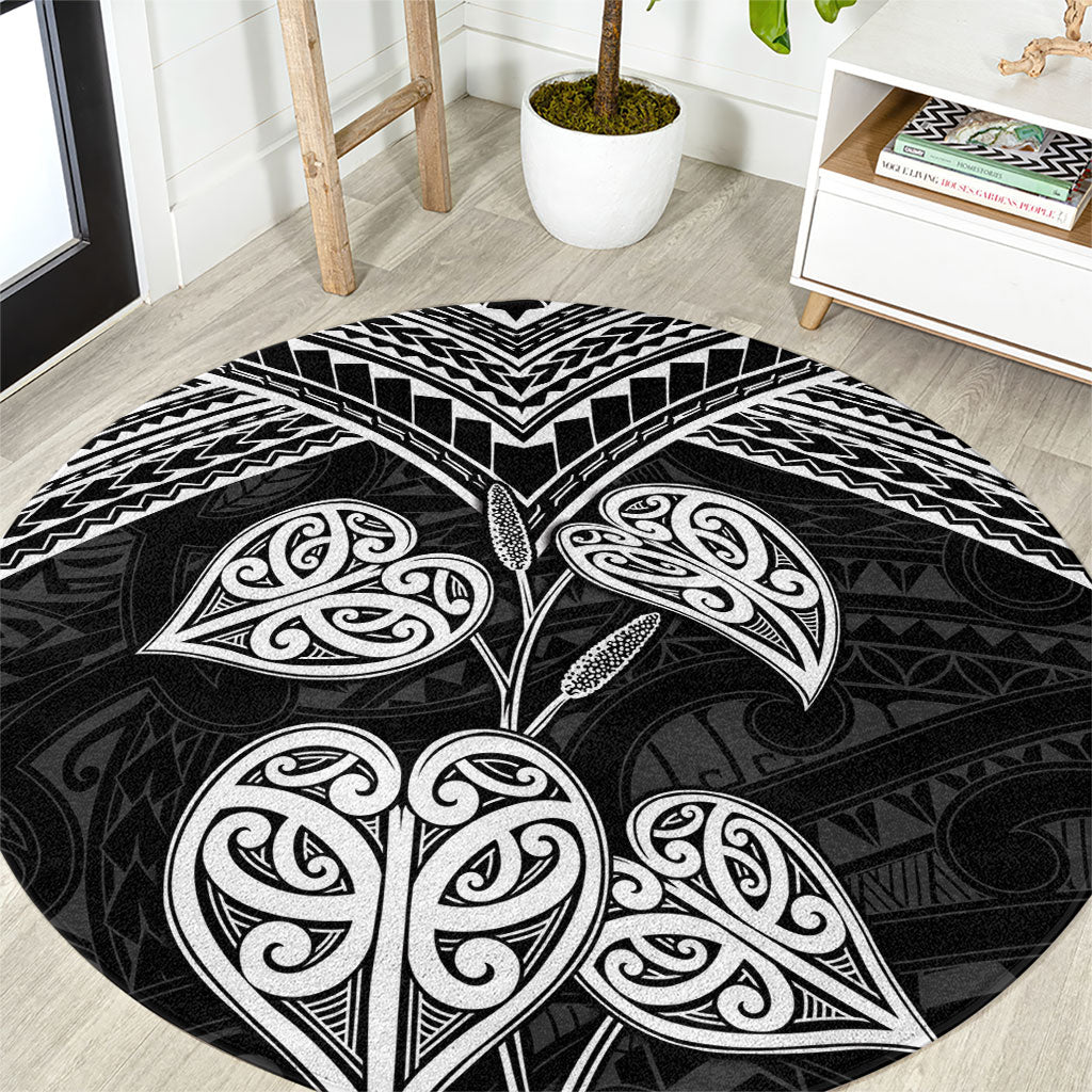 Black New Zealand Kawakawa Maori Ngaru Round Carpet