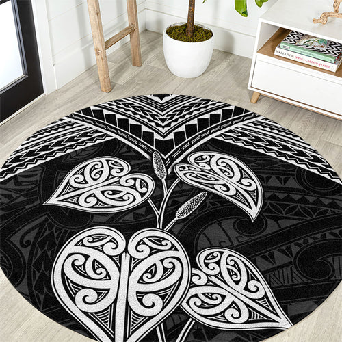 Black New Zealand Kawakawa Maori Ngaru Round Carpet