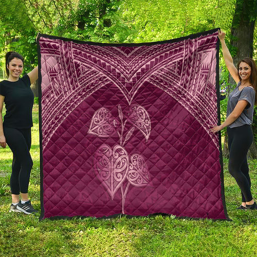 Burgundy New Zealand Kawakawa Maori Ngaru Quilt
