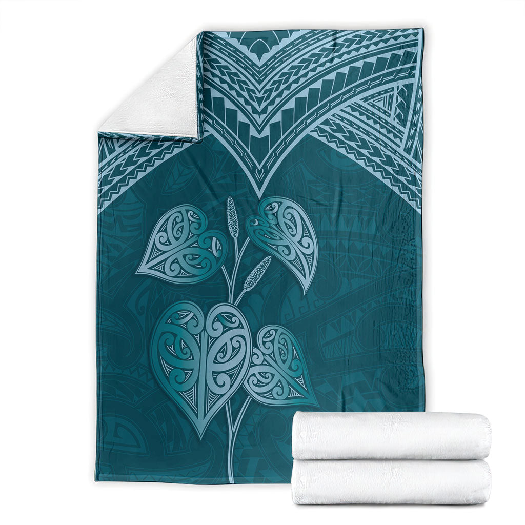 Cyan New Zealand Kawakawa Maori Ngaru Blanket