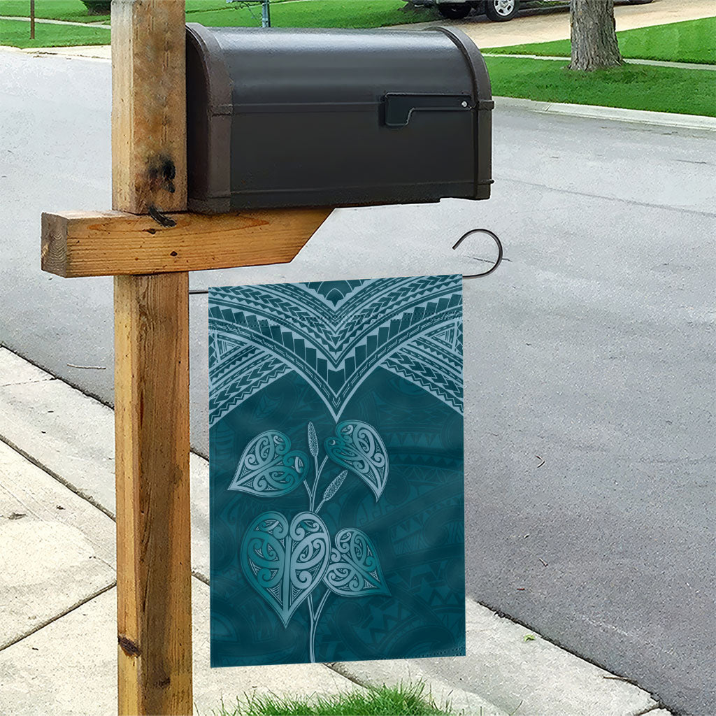 Cyan New Zealand Kawakawa Maori Ngaru Garden Flag