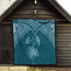Cyan New Zealand Kawakawa Maori Ngaru Quilt