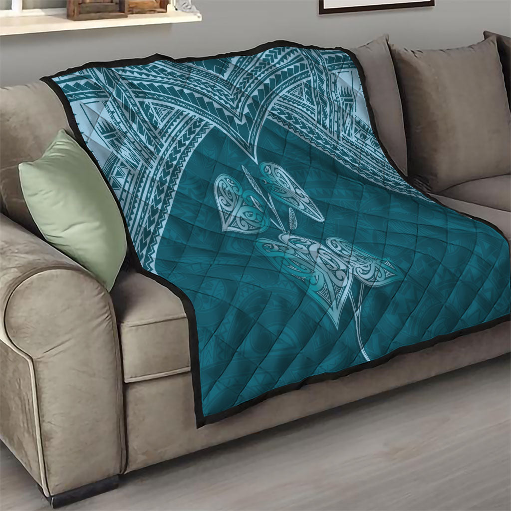 Cyan New Zealand Kawakawa Maori Ngaru Quilt