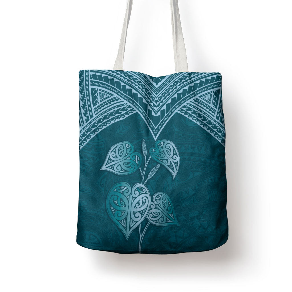 Cyan New Zealand Kawakawa Maori Ngaru Tote Bag