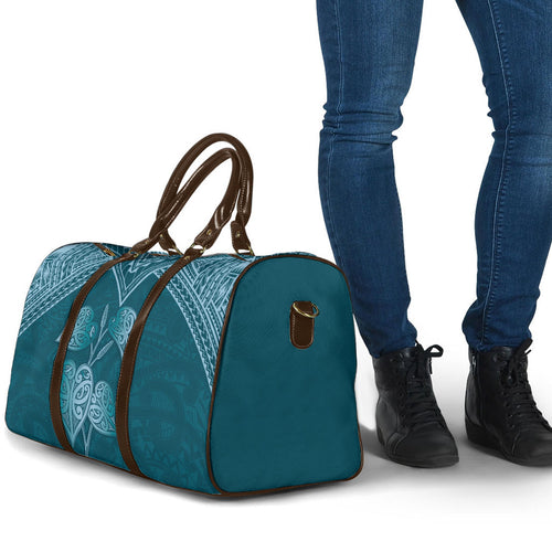 Cyan New Zealand Kawakawa Maori Ngaru Travel Bag