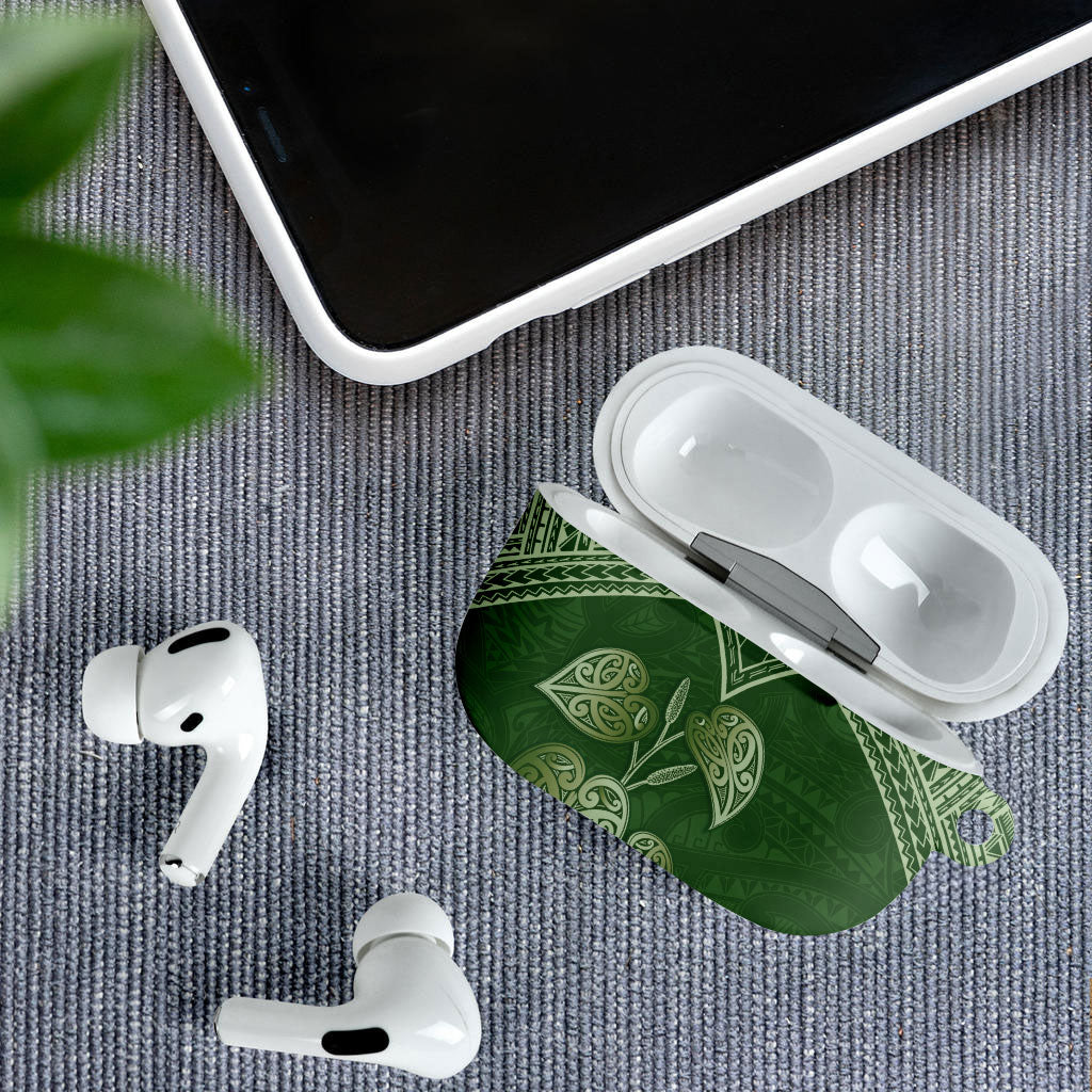 Green New Zealand Kawakawa Maori Ngaru AirPods Case