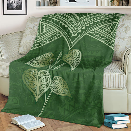 Green New Zealand Kawakawa Maori Ngaru Blanket