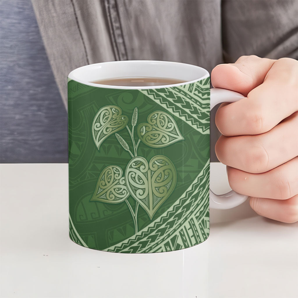 Green New Zealand Kawakawa Maori Ngaru Ceramic Mug