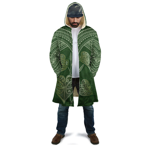 Green New Zealand Kawakawa Maori Ngaru Cloak