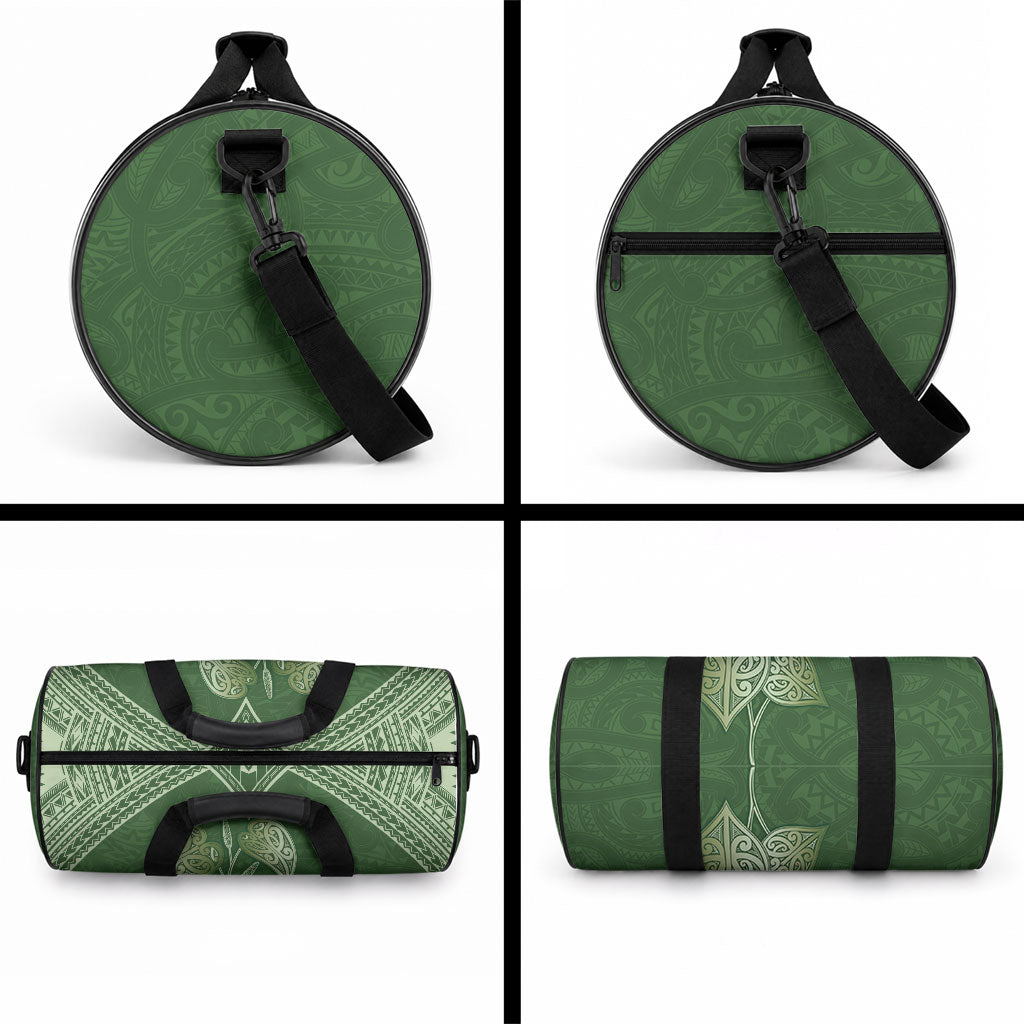 Green New Zealand Kawakawa Maori Ngaru Duffle Bag