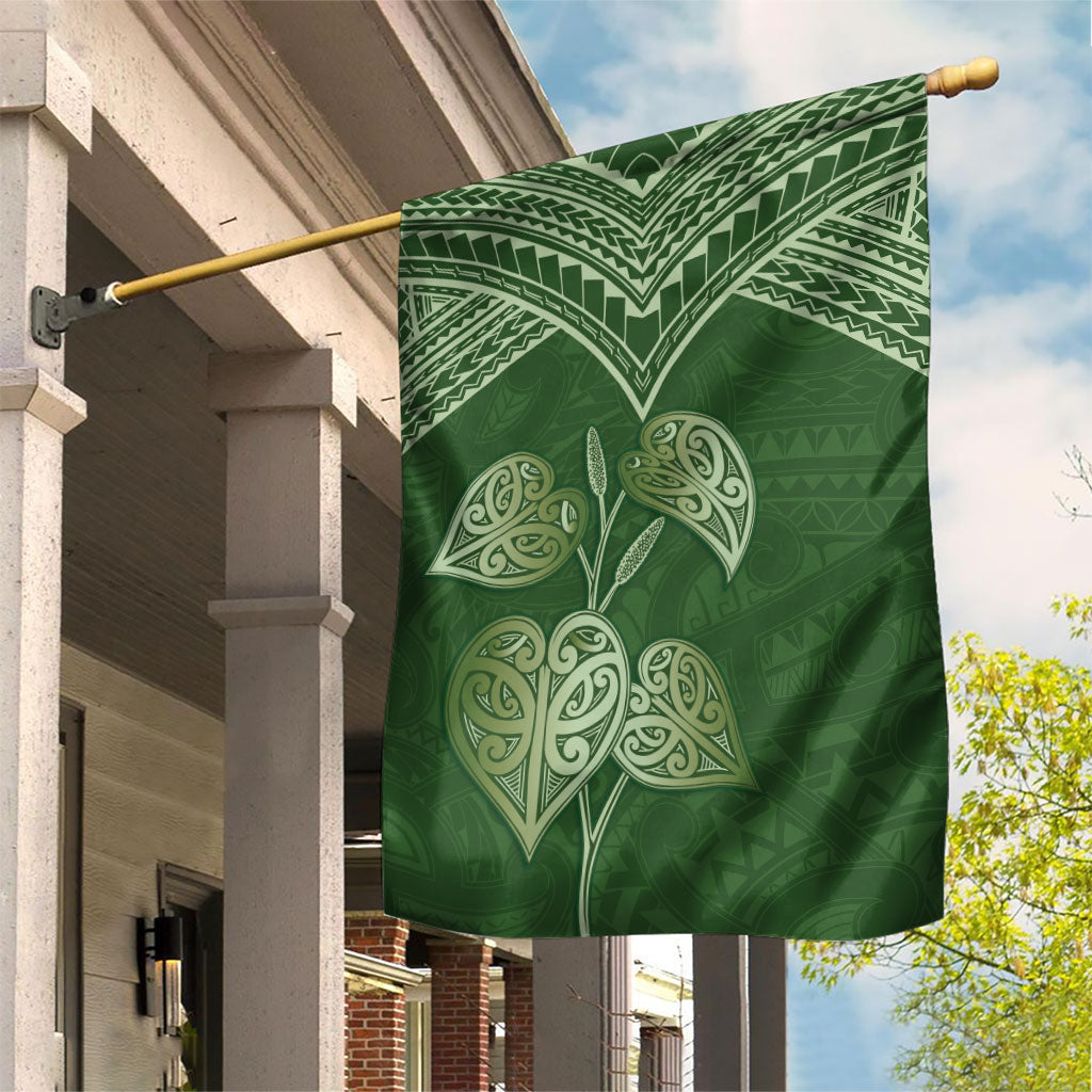 Green New Zealand Kawakawa Maori Ngaru Garden Flag