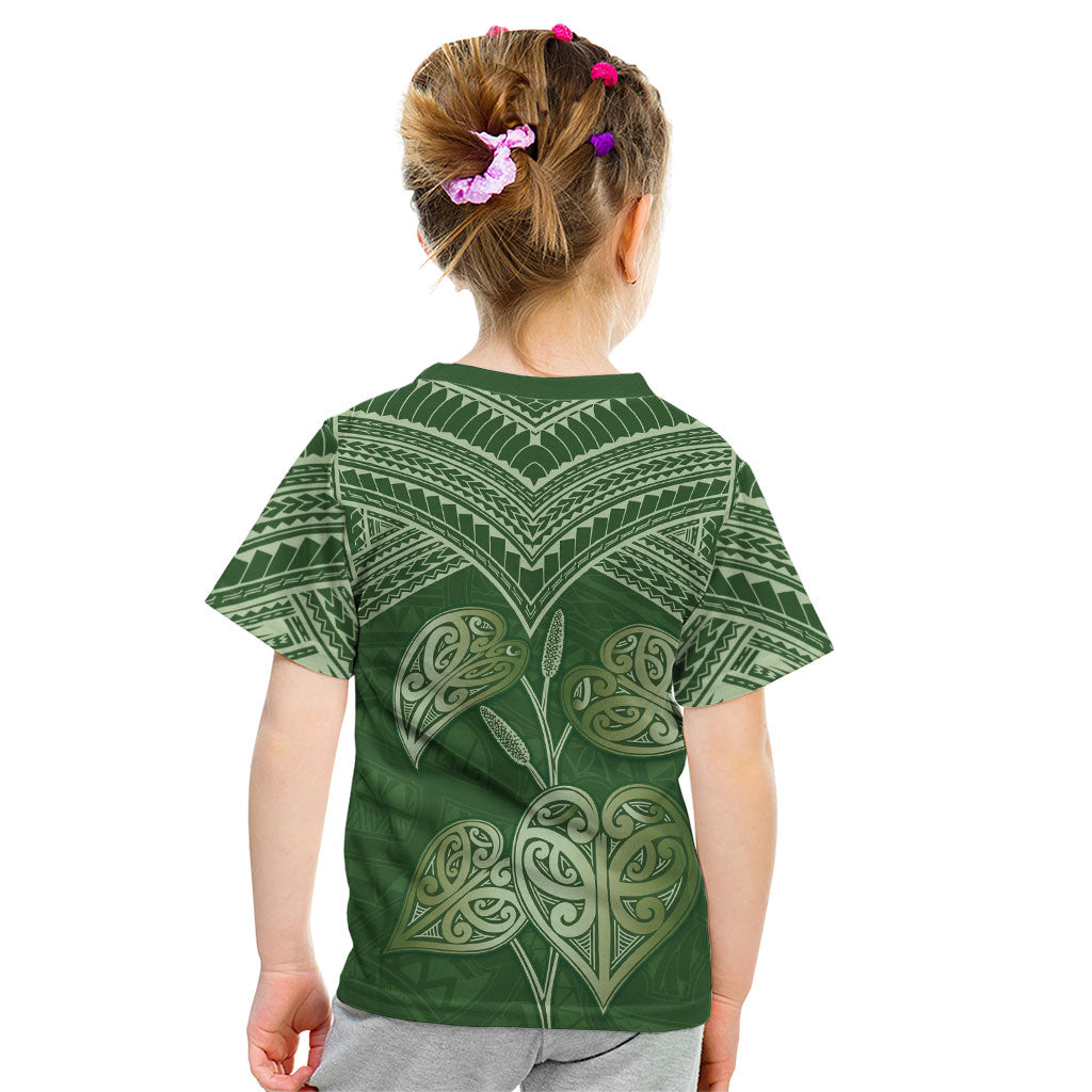 Green New Zealand Kawakawa Maori Ngaru Kid T Shirt