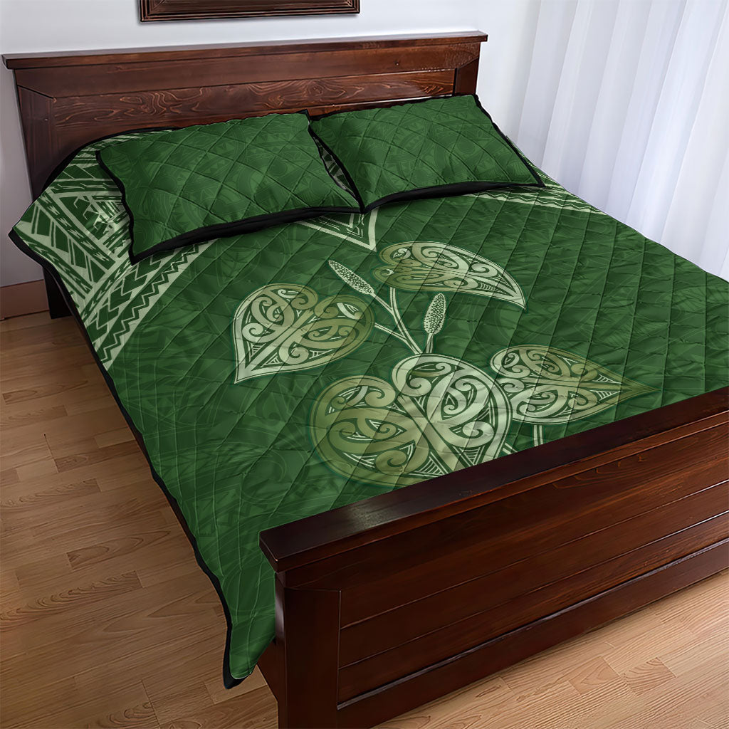 Green New Zealand Kawakawa Maori Ngaru Quilt Bed Set
