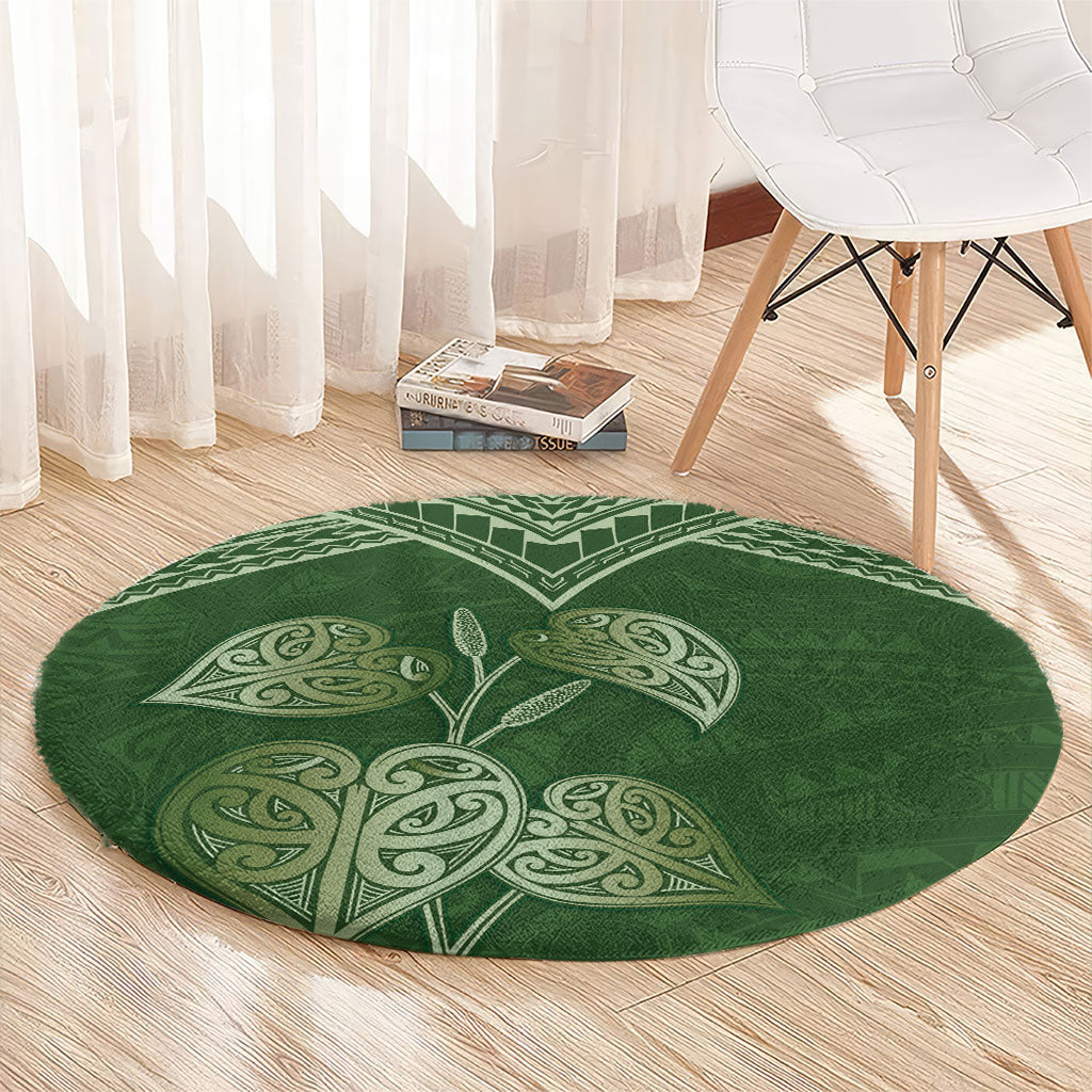 Green New Zealand Kawakawa Maori Ngaru Round Carpet