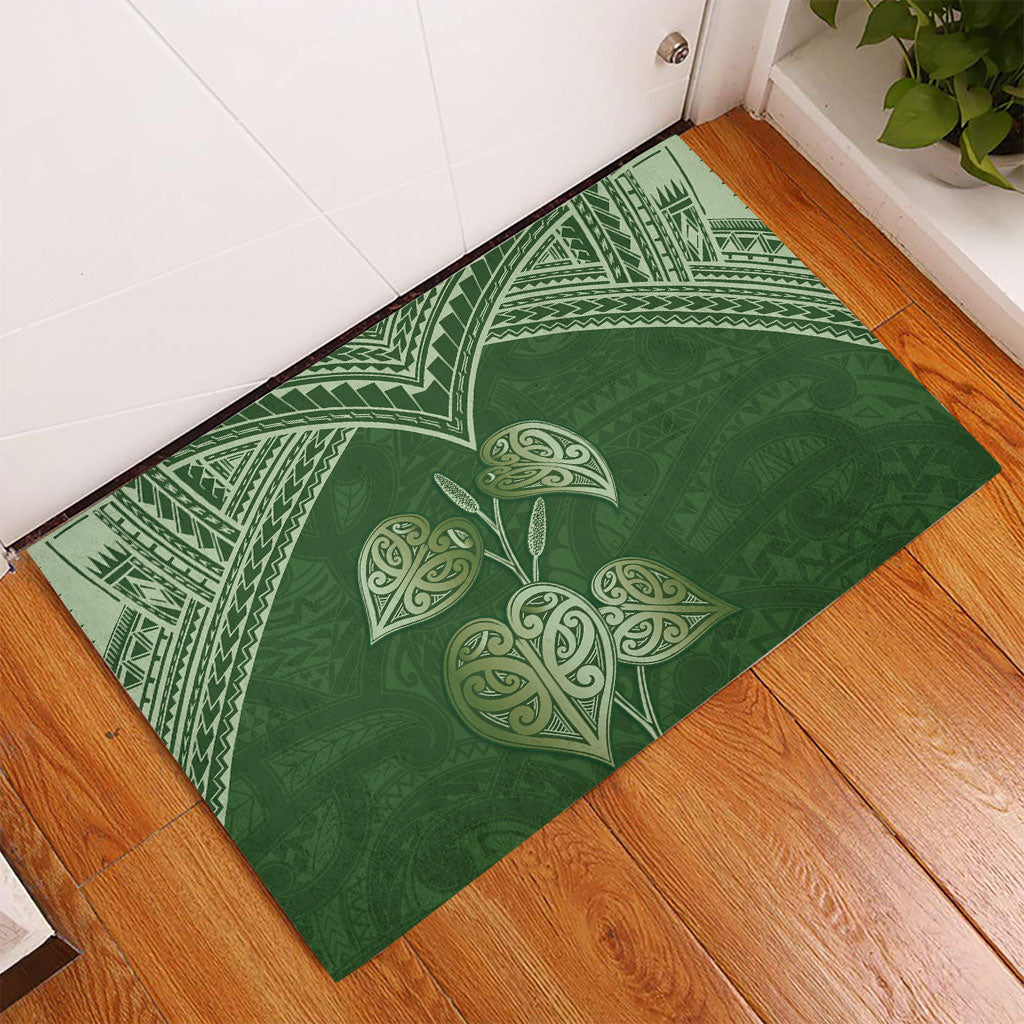 Green New Zealand Kawakawa Maori Ngaru Rubber Doormat