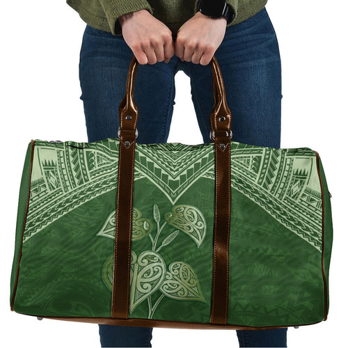 Green New Zealand Kawakawa Maori Ngaru Travel Bag