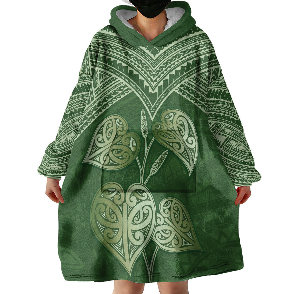Green New Zealand Kawakawa Maori Ngaru Wearable Blanket Hoodie