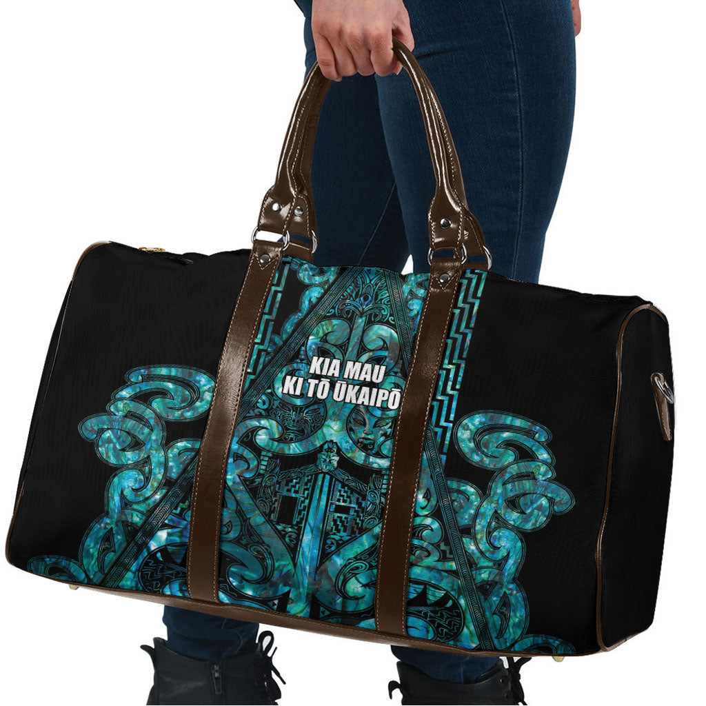 Maori Language Week Travel Bag Kia Mau Ki To Ukaipo Paua Shell Color