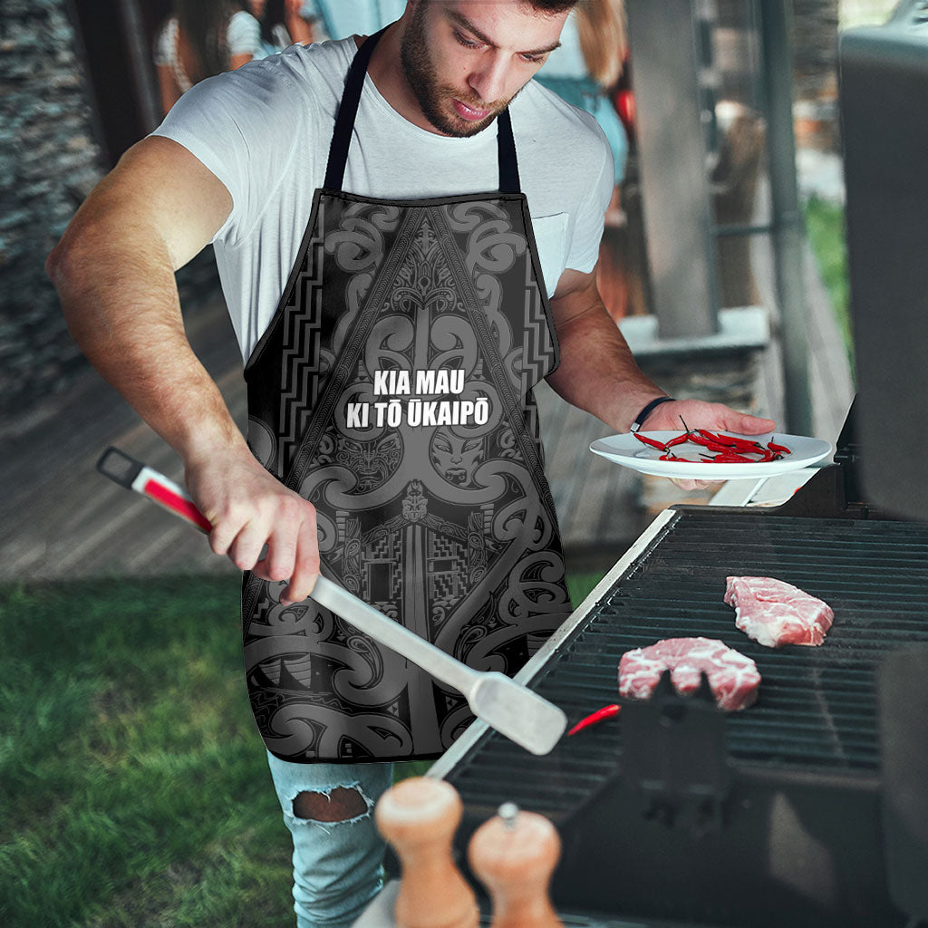 Maori Language Week Apron Kia Mau Ki To Ukaipo Grey Color