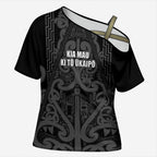 Maori Language Week Personalised Cross Shoulder Shirt Kia Mau Ki To Ukaipo Grey Color