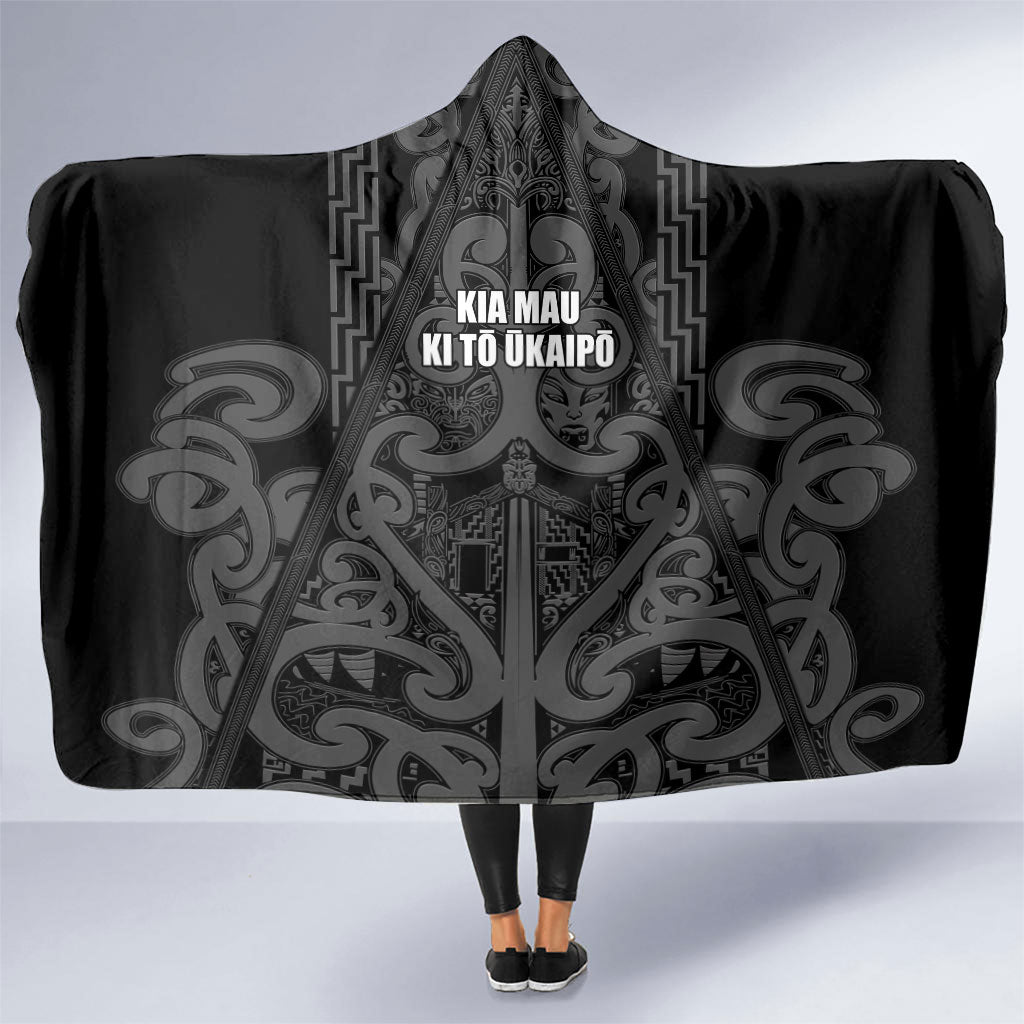 Maori Language Week Hooded Blanket Kia Mau Ki To Ukaipo Grey Color