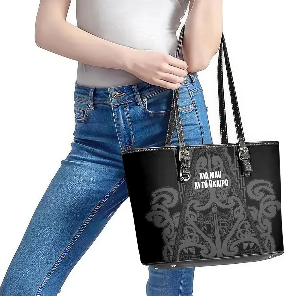 Maori Language Week Leather Tote Bag Kia Mau Ki To Ukaipo Grey Color