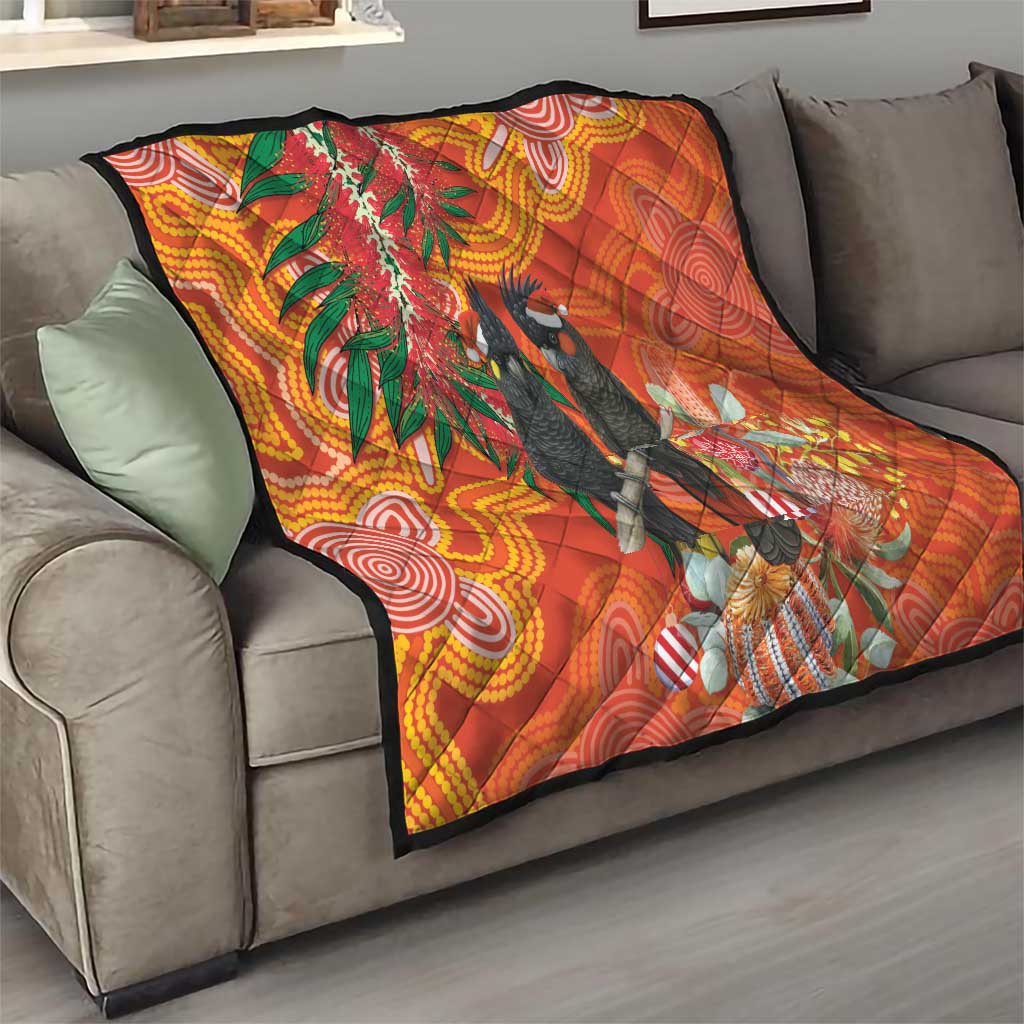 Australia Black Cockatoo Christmas Quilt Banksia Bottlebrush Aboriginal Art - Aussie Hoodie