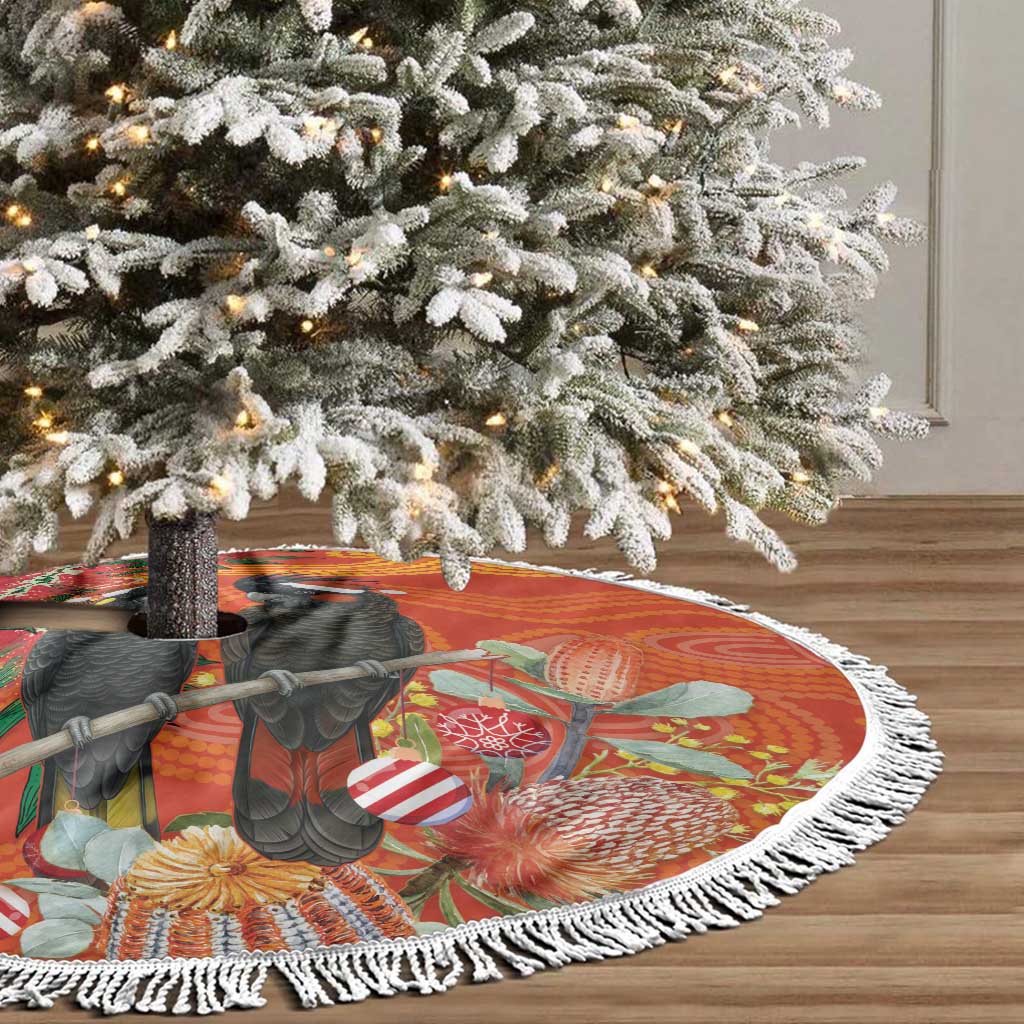 Australia Black Cockatoo Christmas Tree Skirt Banksia Bottlebrushe Aboriginal Art - Aussie Hoodie