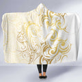 Gold And White Aoteara Horse Racing Hooded Blanket NZ Maori Pattern