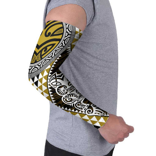 Yellow Aotearoa Niho Taniwha Arm Sleeves Maori Mythology Tooth - Taniko Motifs - Aussie Hoodie