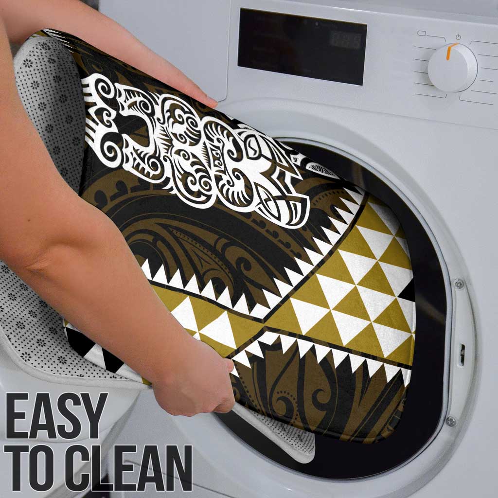 Yellow Aotearoa Niho Taniwha Bathroom Set Maori Mythology Tooth - Taniko Motifs - Aussie Hoodie